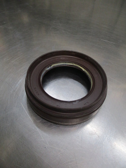 Toyota Camry-Celica-MR2-Rav4 Genuine Front Left Drive Shaft Seal New Part.