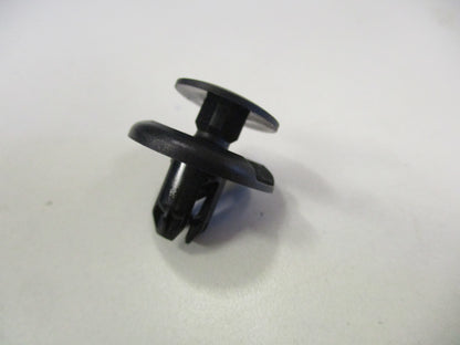 Mitsubishi Genuine Splash Guard Clip New
