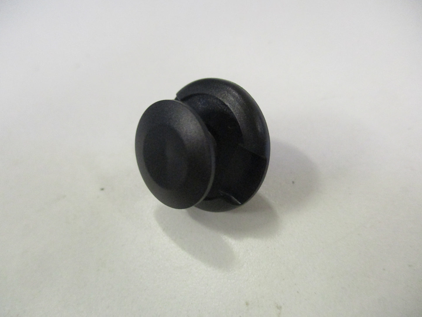 Mitsubishi Genuine Splash Guard Clip New