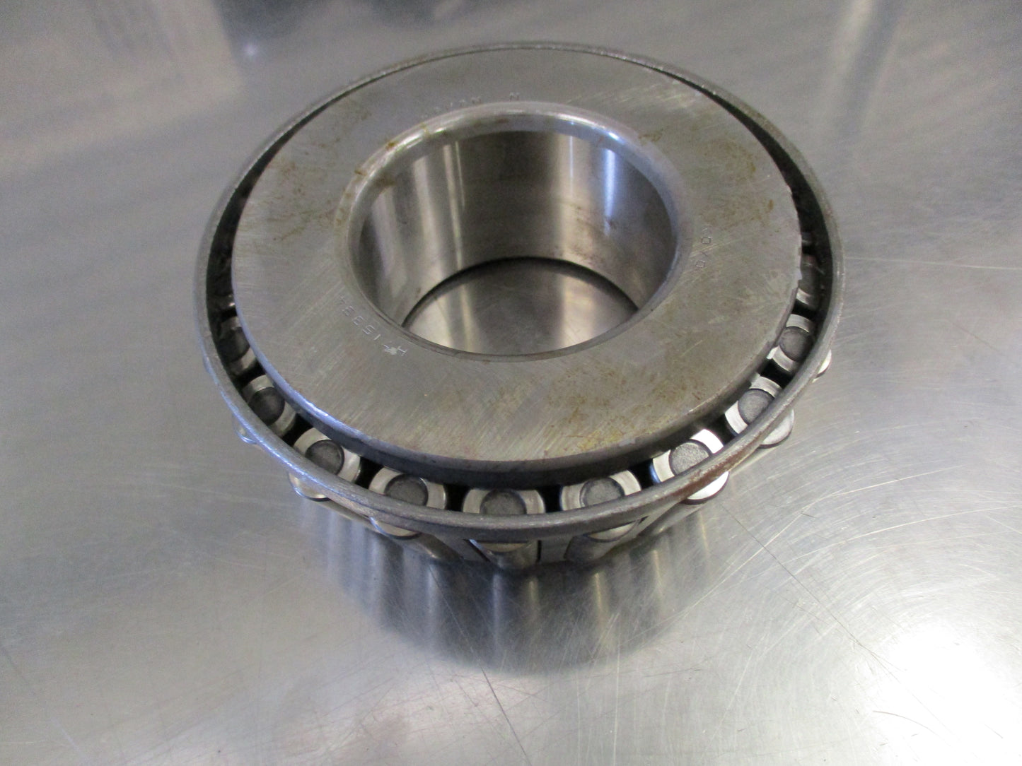 Isuzu FV GV Genuine Rear Final Drive Pinion New Part
