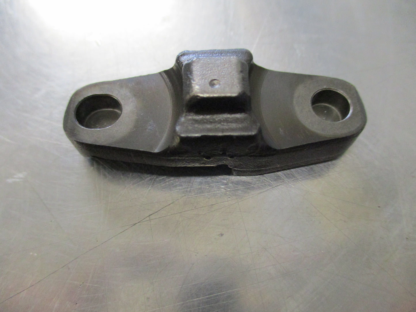 Holden Captiva Genuine Rocker Arm Bridge New Part