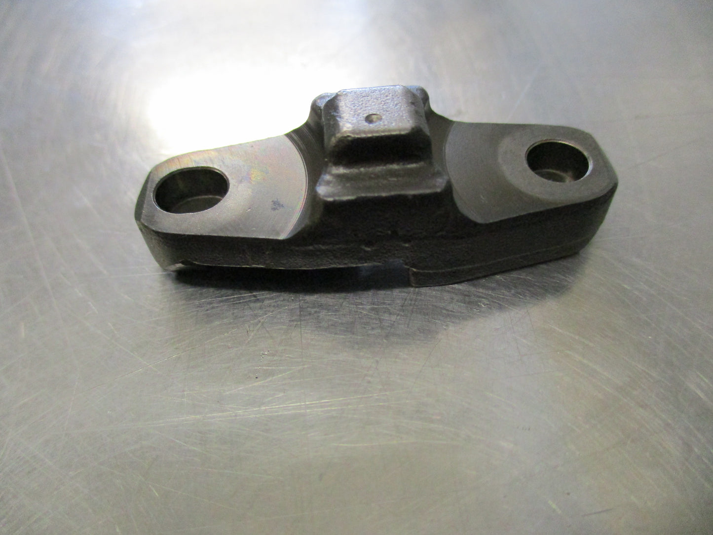 Holden Captiva Genuine Rocker Arm Bridge New Part