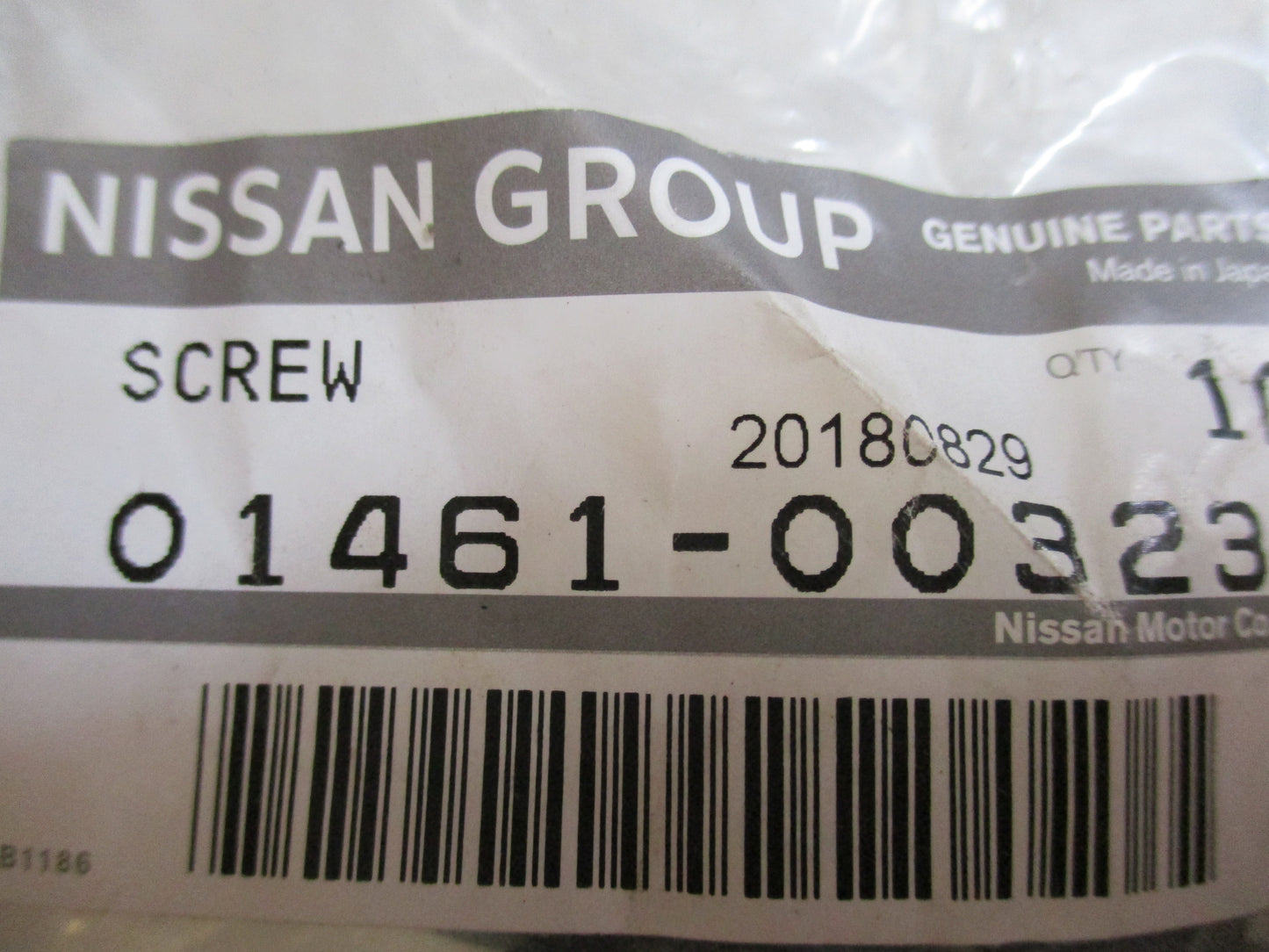 Nissan Navara D22 Genuine Wheel Arch Screw New Part