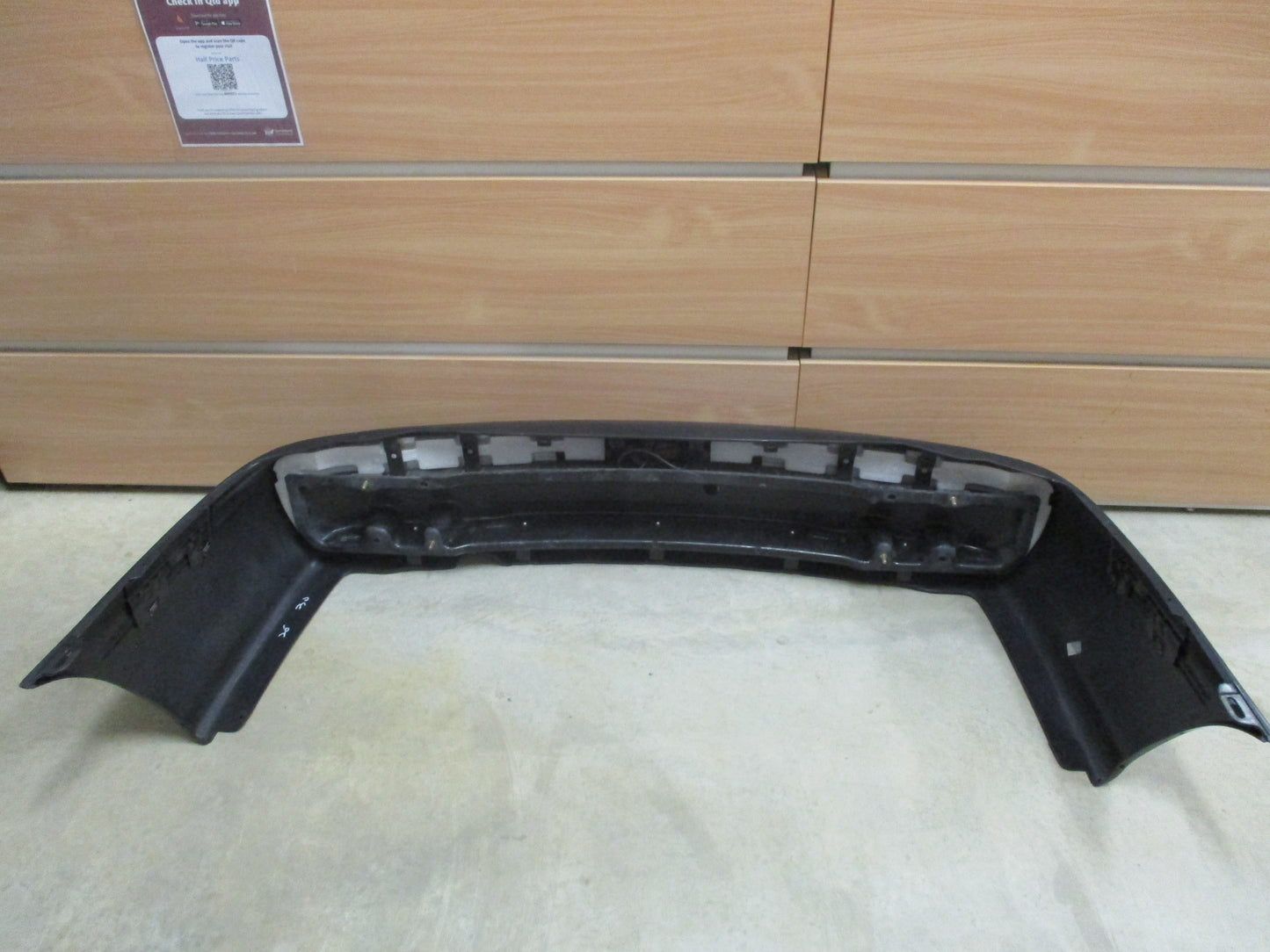 Kia Mentor Genuine Rear Bar Assembly New Part