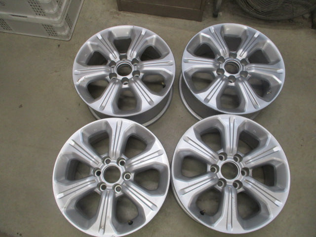 Nissan NP300 Genuine Alloy Rim Set of 4 Used Part VGC