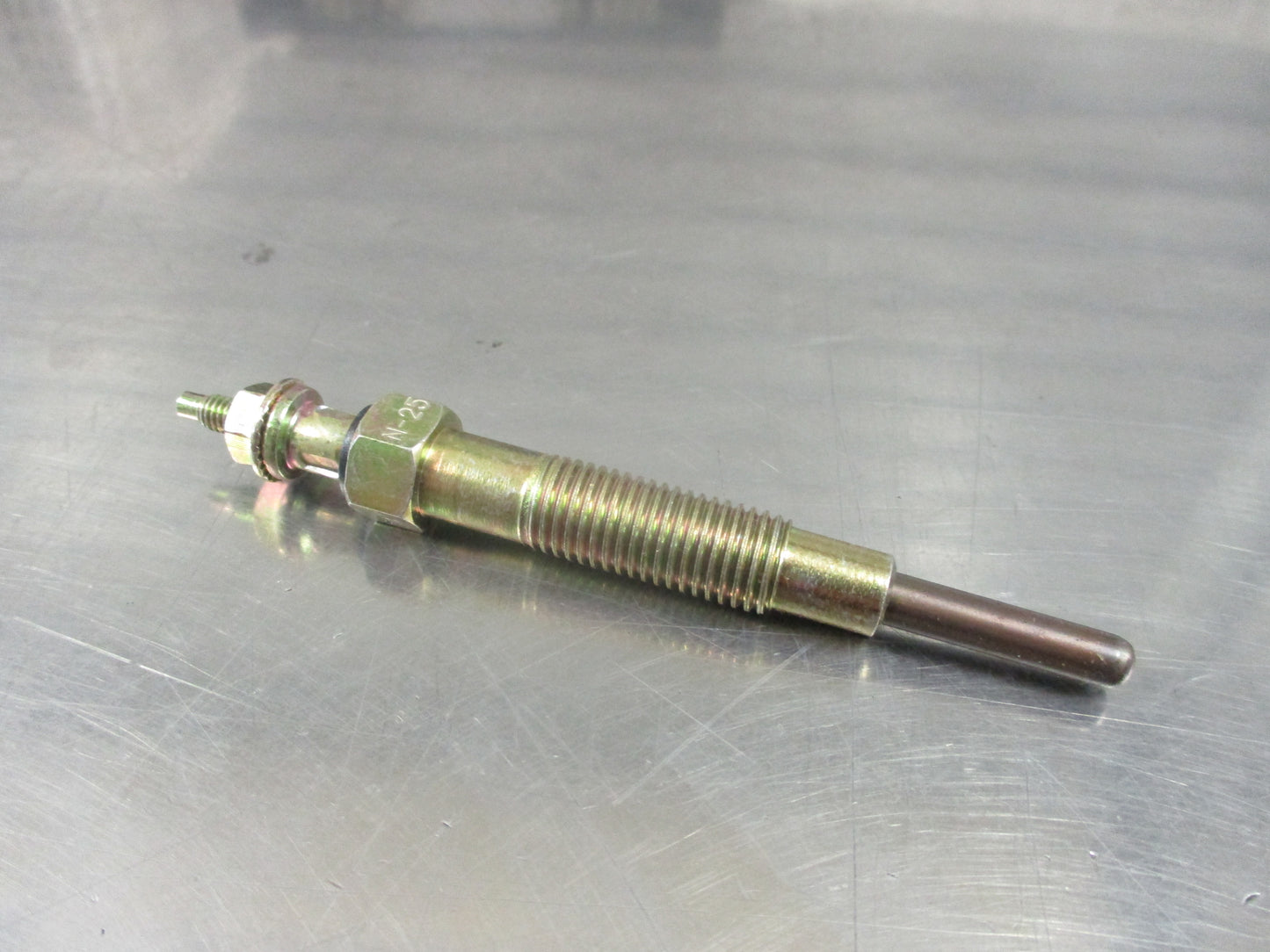 GEN Glow Plug Suits Nissan GU/GQ Patrol/D21 Navara TD27/TD42 New Part