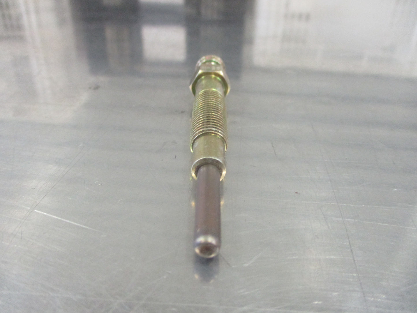 GEN Glow Plug Suits Nissan GU/GQ Patrol/D21 Navara TD27/TD42 New Part