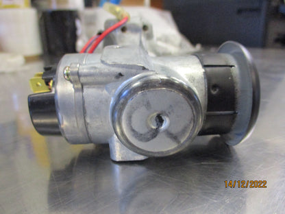 Nissan Datsun 1300-1500-1600 Genuine Ignition Cylinder 2 Keys New Part