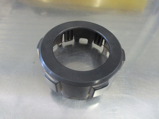 Nissan GQ Patrol Genuine Front Hub Centre Cap Used VGC