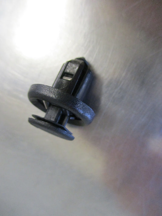 Honda Various Models Genuine Bumper Clip New Part