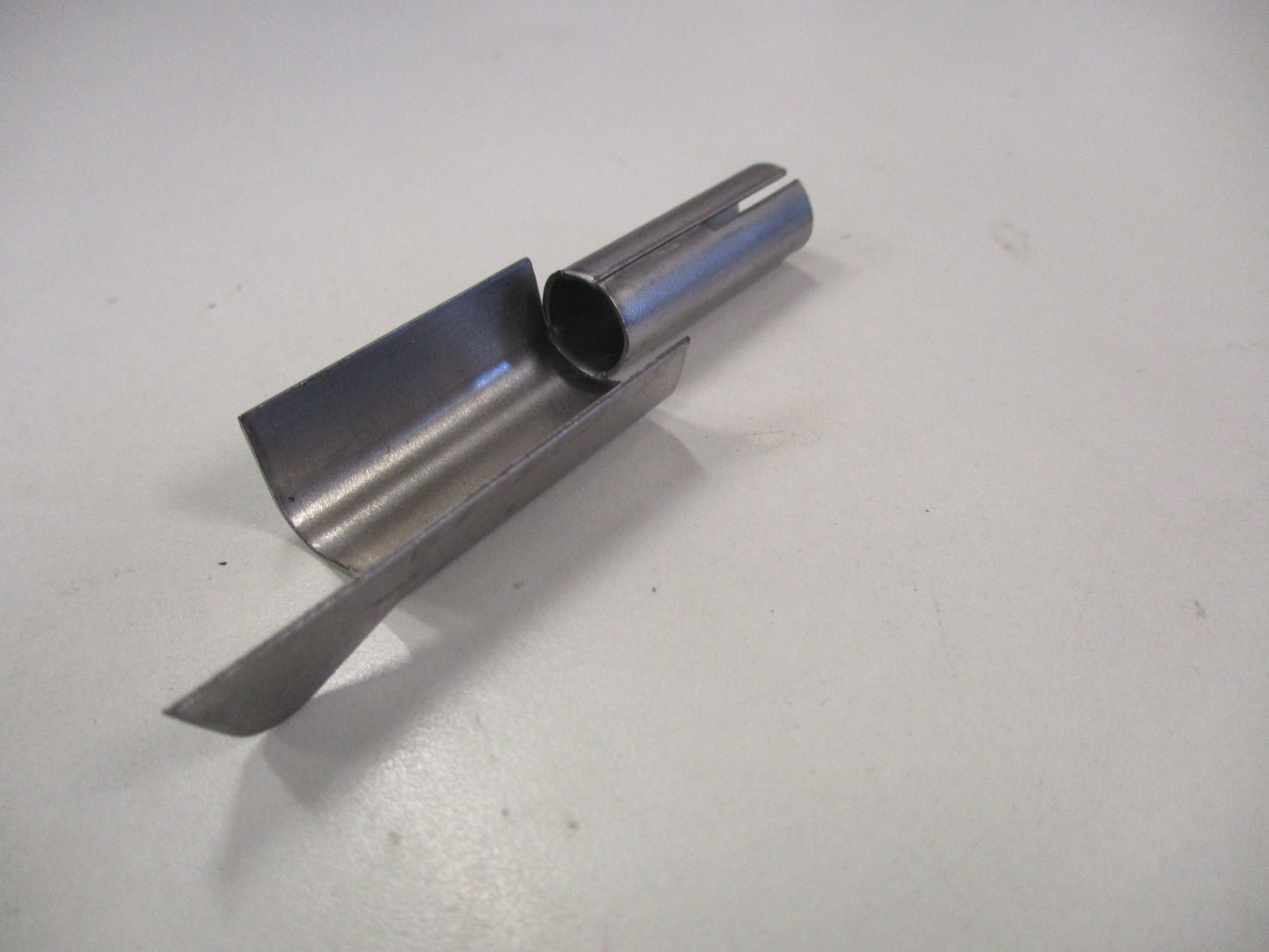 Nissan Genuine Transmission Oil Gutter New