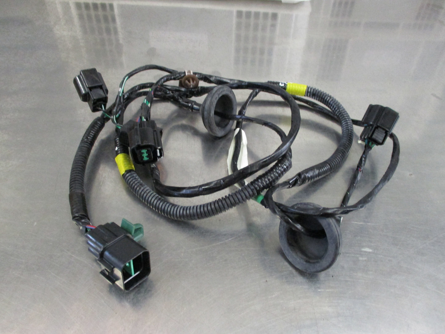 Mitsubishi Triton Genuine Main Rear Body Harness New Part