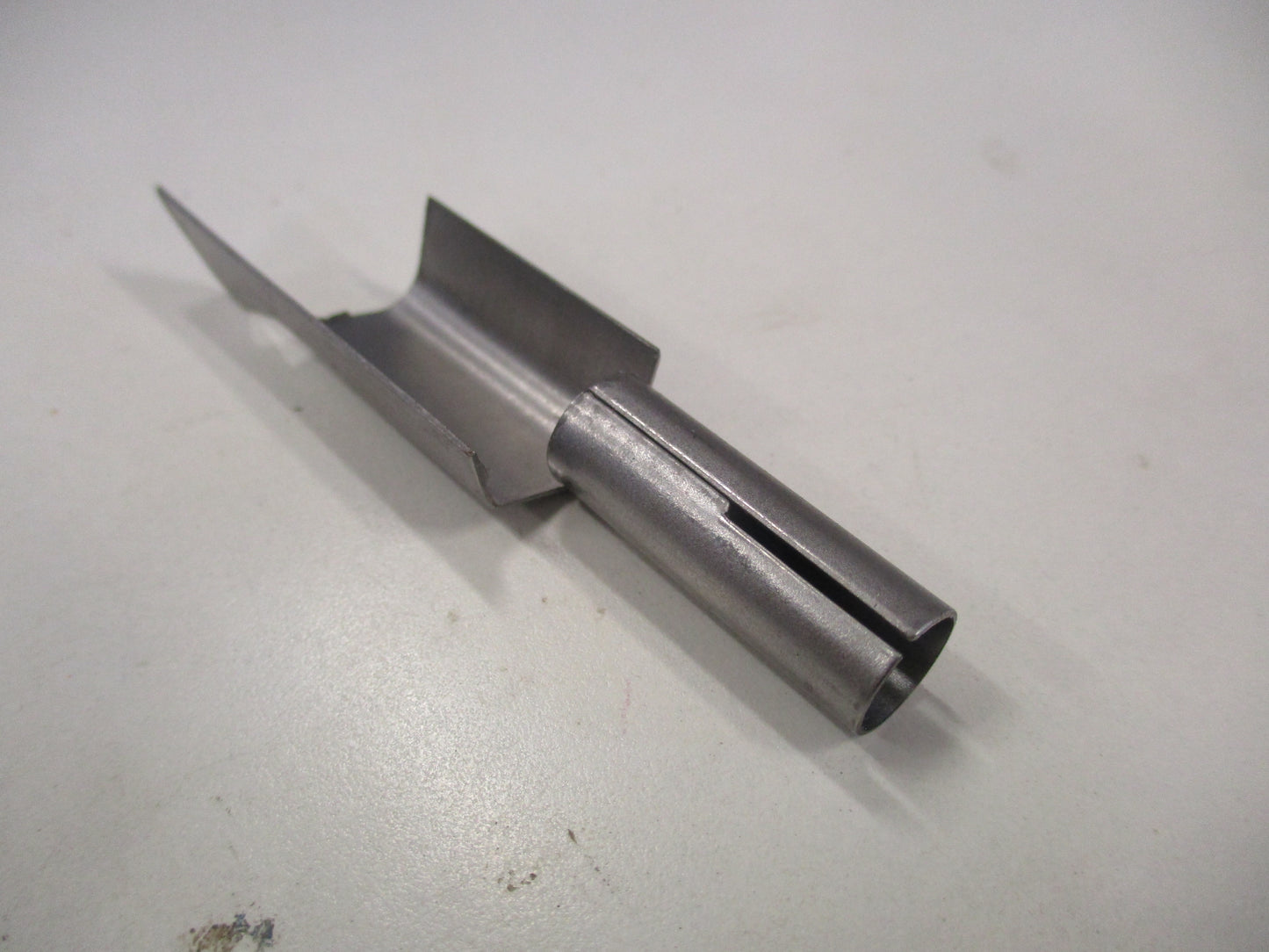 Nissan Genuine Transmission Oil Gutter New