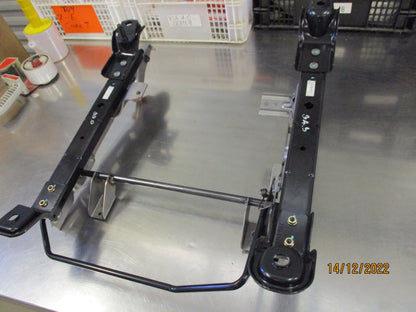 Nissan D40 Thai Navara Single Cab Genuine Drivers Seat Base Frame New Part