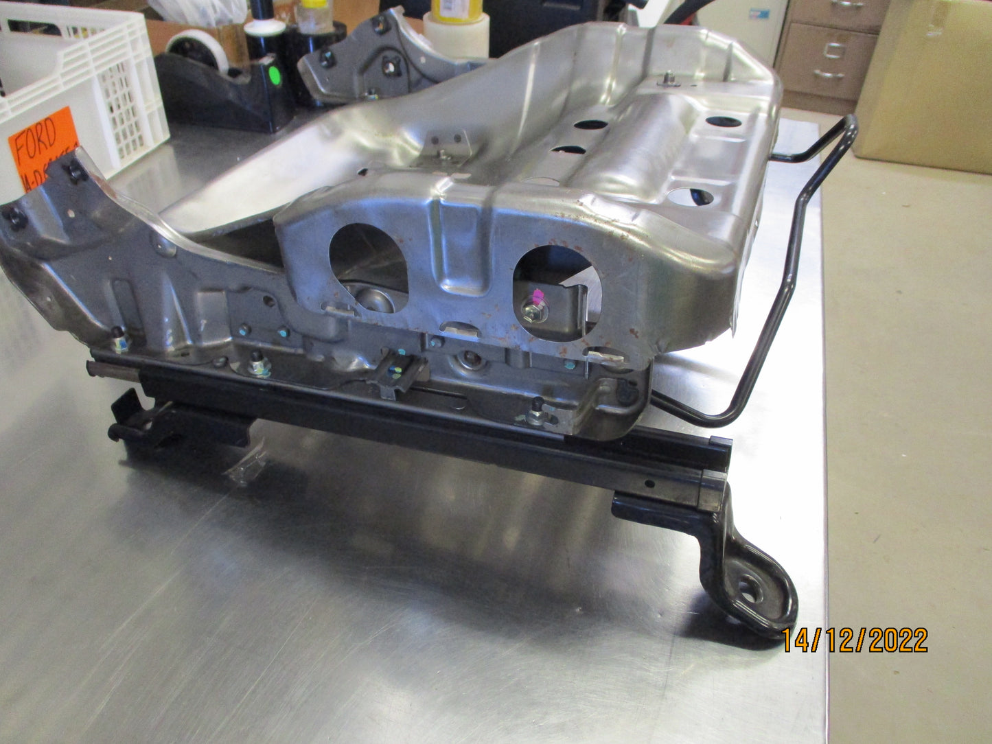 Nissan D40 Thai Navara Single Cab Genuine Drivers Seat Base Frame New Part