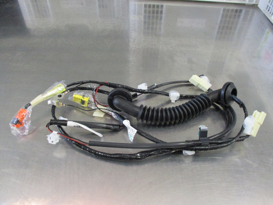 Isuzu D-max Genuine Right Hand Rear Air Bag Wiring Harness New Part