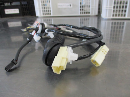 Isuzu D-max Genuine Right Hand Rear Air Bag Wiring Harness New Part