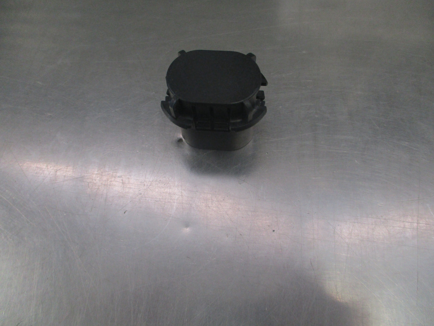 Mercedes-Benz GL/ML/R Series Genuine Upper Radiator Mount New Part