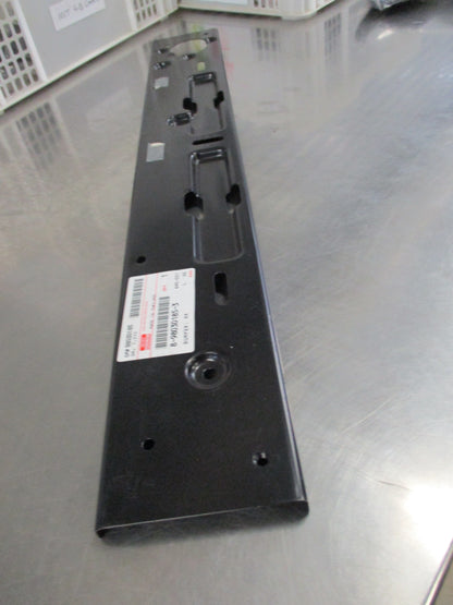 Isuzu D-max Genuine Rear Right Bumper Extension Bracket New Part