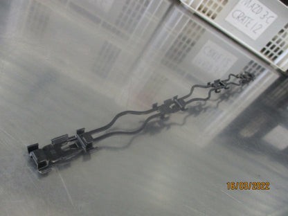 Holden Astra G Sedan Genuine Rear Boot Lid Moulding Retainer Strip New Part