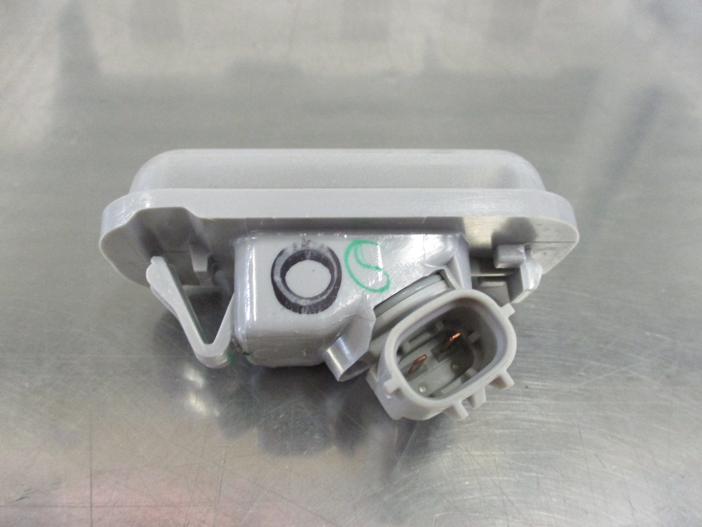 Isuzu D-max/Holden Rodeo/Colorado Genuine License Plate Lamp New Part