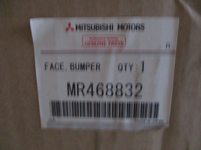 Mitsubishi L300 Minibus Genuine Front Bumper Cover New Part