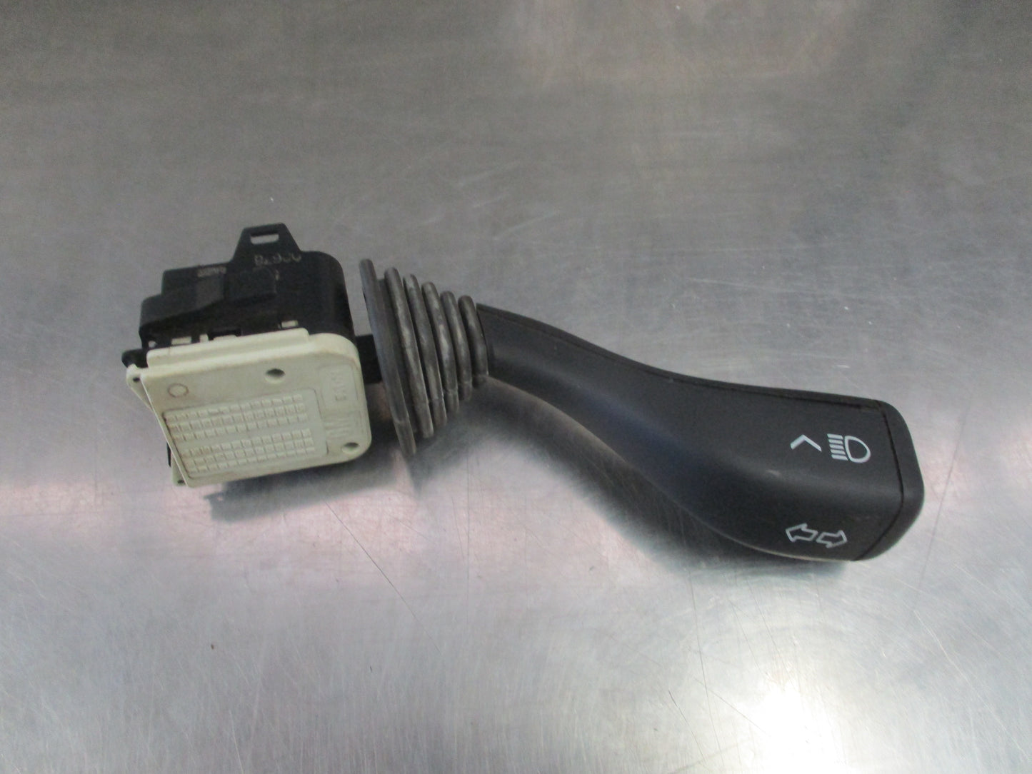 Holden VT/VX Commodore Series 1 Genuine Indicator Switch Used VGC