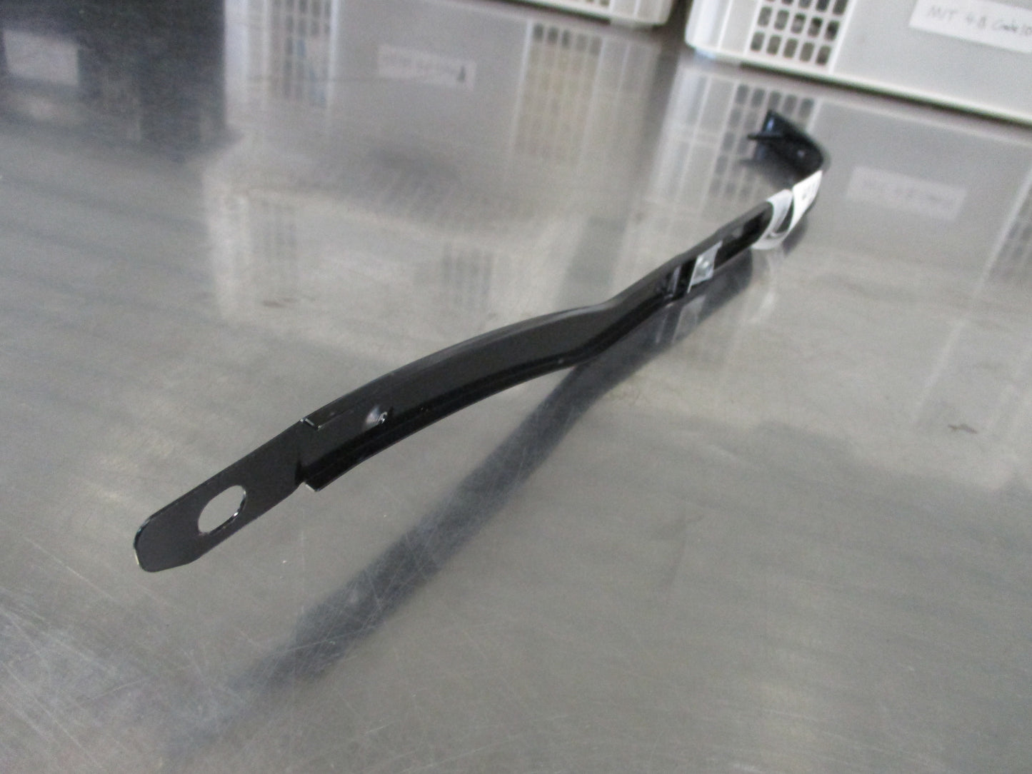 Holden Barina Genuine Left Hand Rear Bumper Reinforcement Bracket New Part