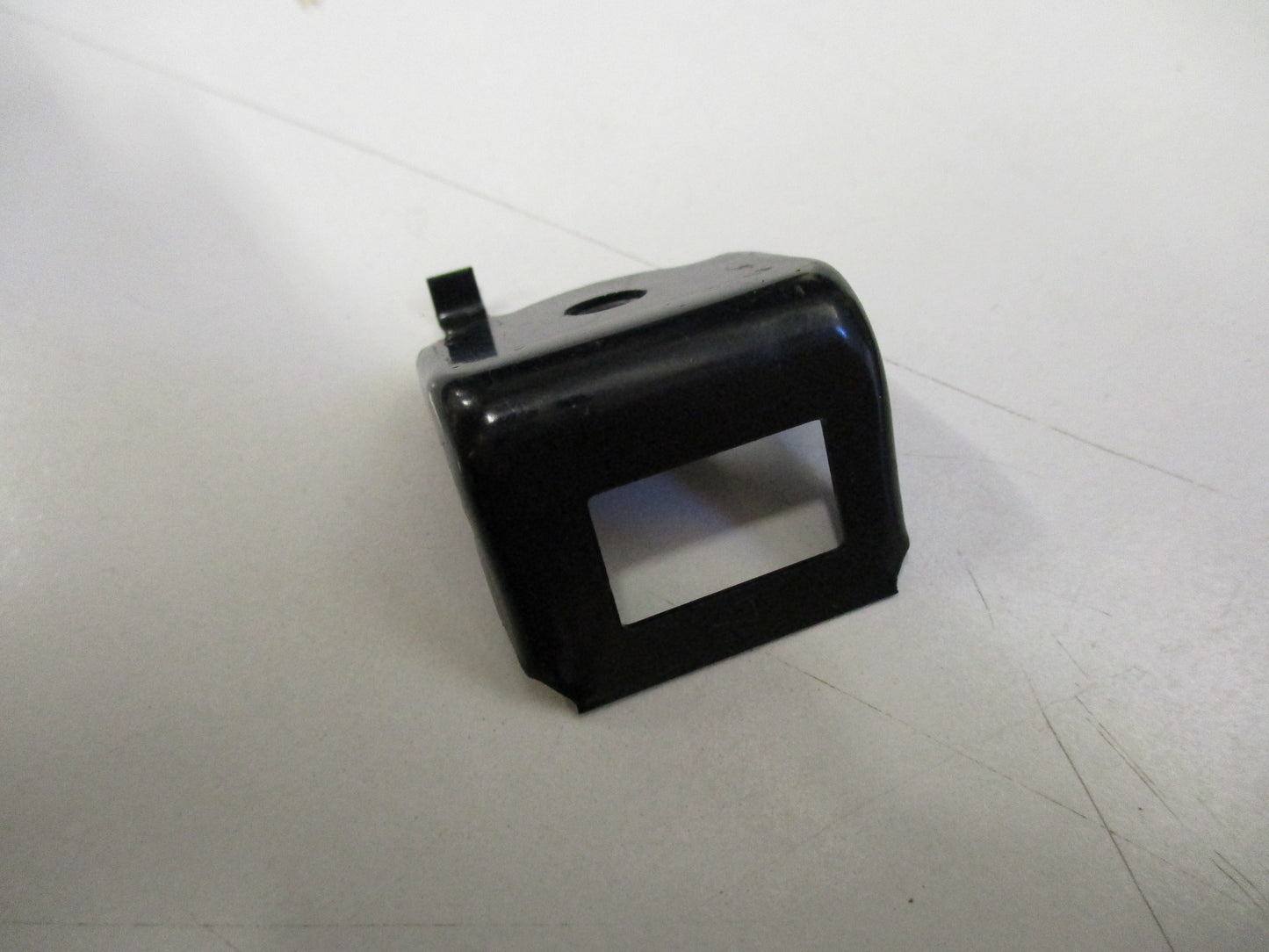 Nissan Navara D21 Genuine Front Left Grille Clip New Part