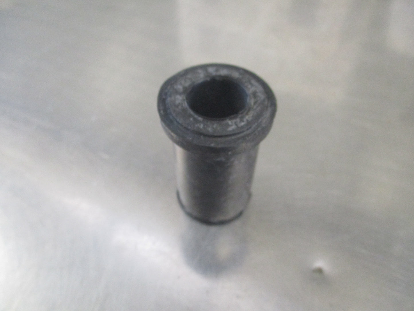 Toyota Dyna Genuine Front Spring Shackle Bush New Part