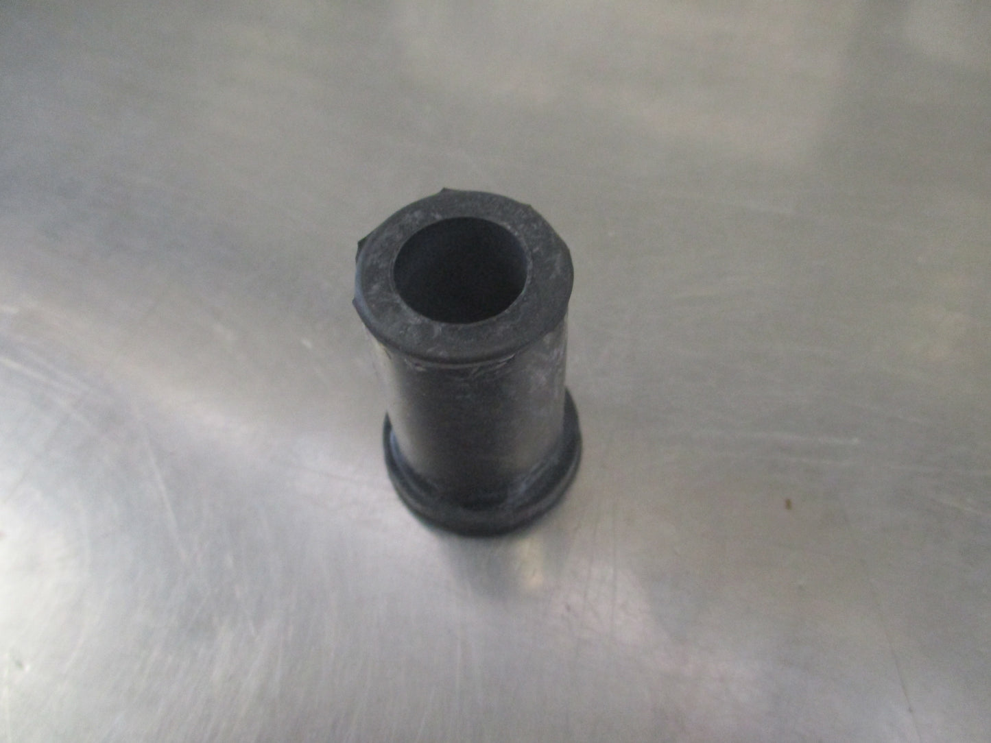 Toyota Dyna Genuine Front Spring Shackle Bush New Part