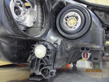 Toyota Rav4 Genuine Passenger Left Hand Front Head Light New Part