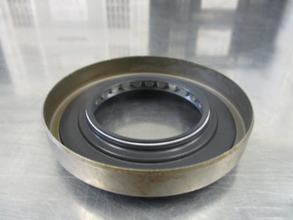 Holden Jackaroo Genuine Finial Pinion Oil Seal New Part