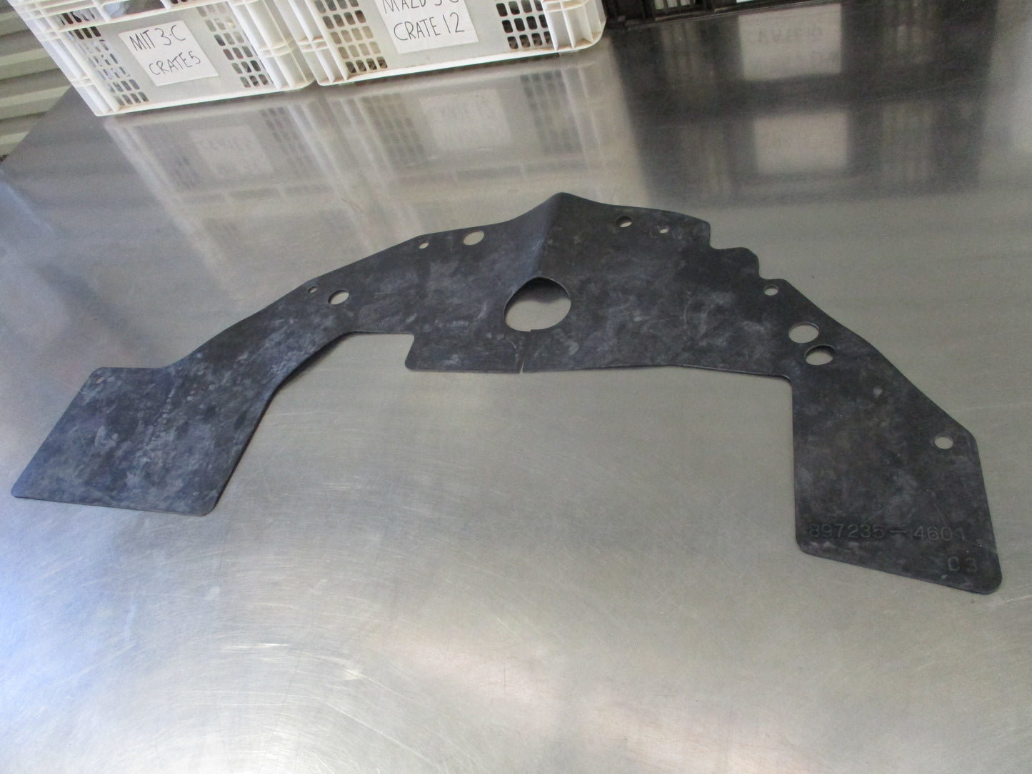 Isuzu D-Max/Holden RC Colorado Genuine Right Hand Front Inner Splash Guard New Part