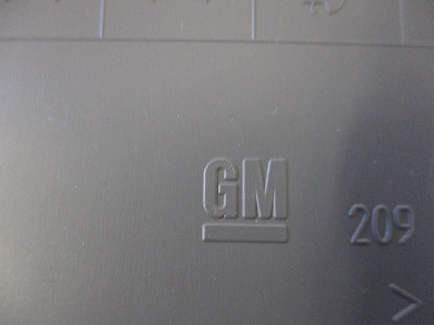 Holden Vectra Genuine Fuse Box Trim Cover New Part