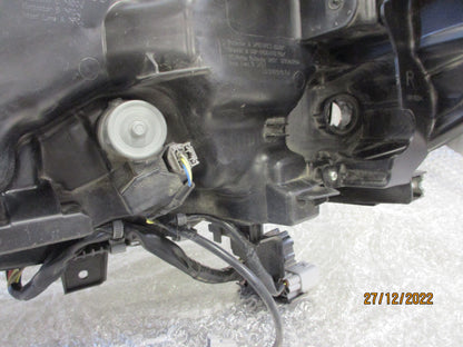 Toyota Landcruiser 200 Sahara Genuine Drivers LED Head Light New Part