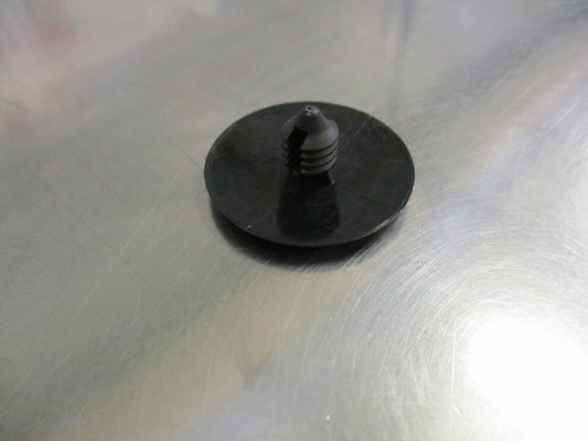 Holden Captiva/Barina Genuine Bonnet Insulation Clip New Part