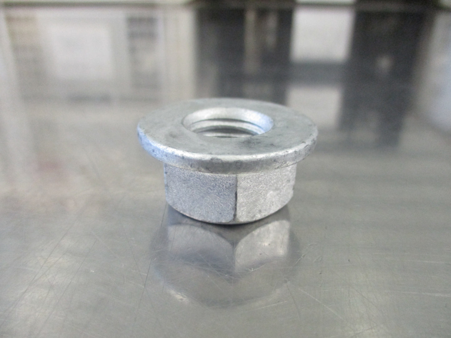 Holden Captiva Genuine Shock Absorber Nut New Part