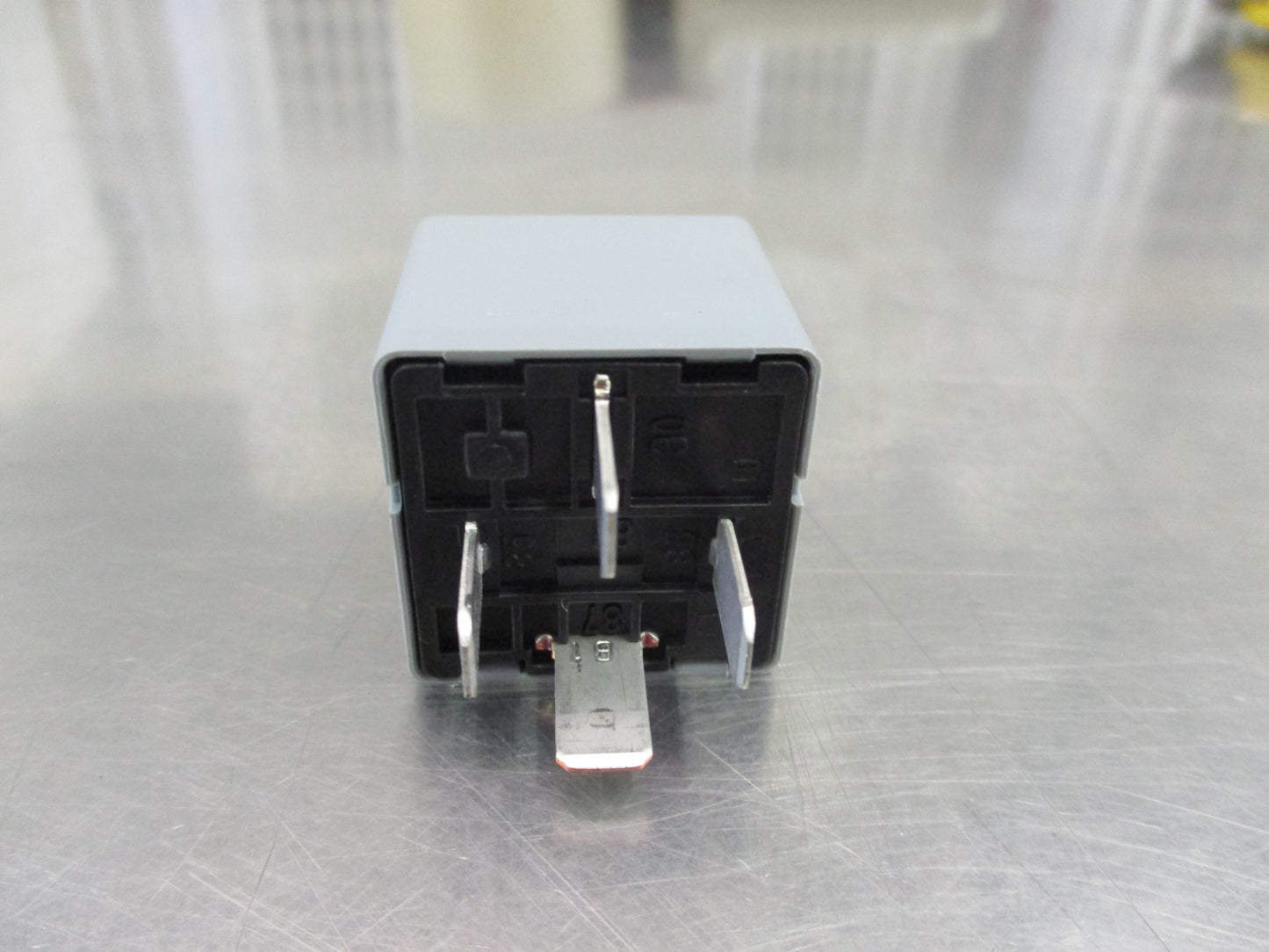 Holden RG Colorado/Trailblazer Genuine Engine Fan Relay New Part