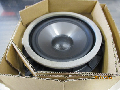 Lexus LX570/HS250H Genuine Left Or Right Rear Lower Door Speaker New Part