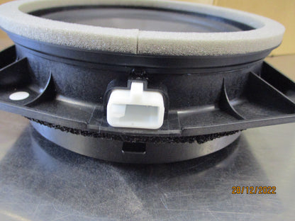Lexus LX570/HS250H Genuine Left Or Right Rear Lower Door Speaker New Part