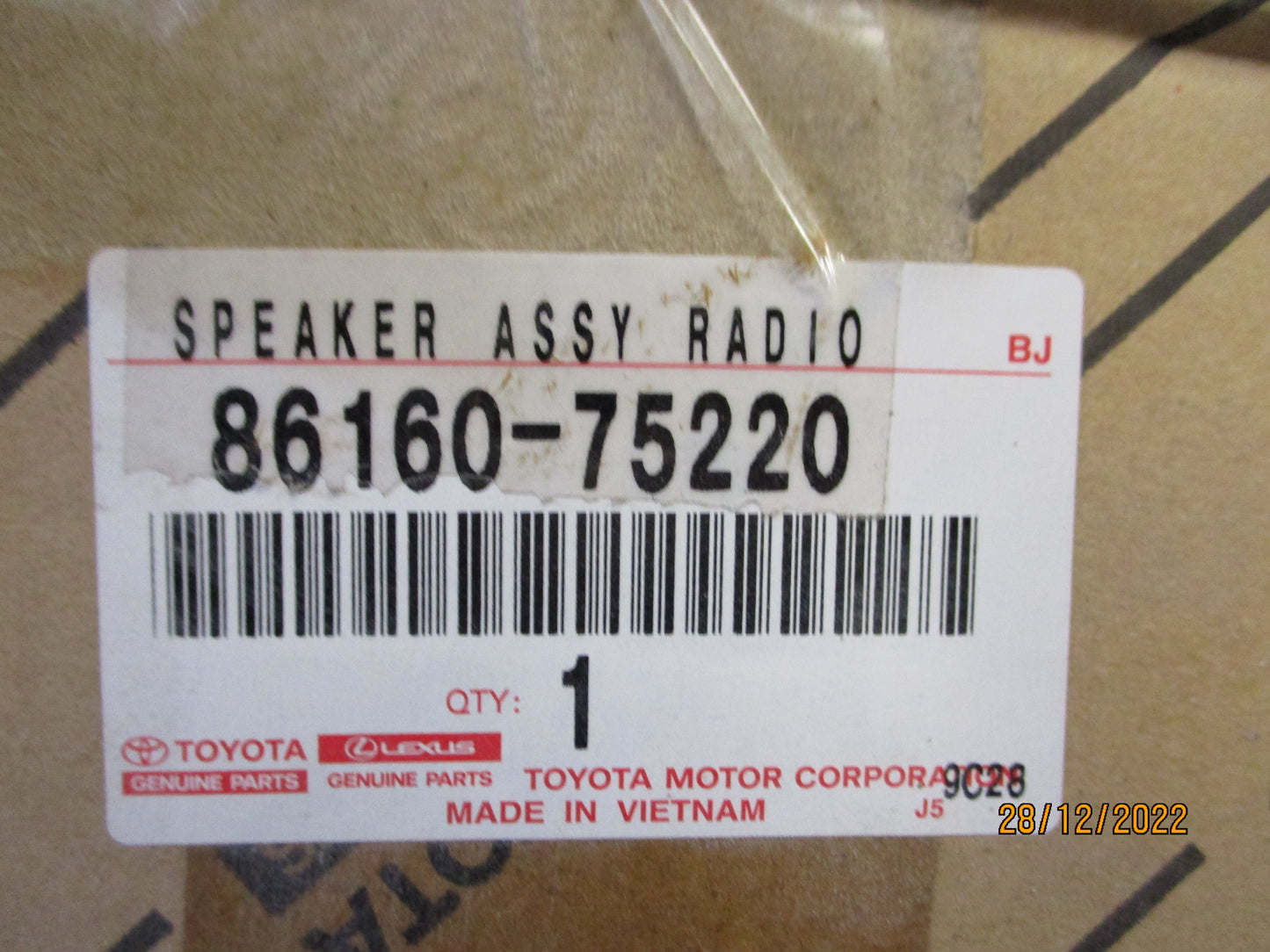 Lexus LX570/HS250H Genuine Left Or Right Rear Lower Door Speaker New Part