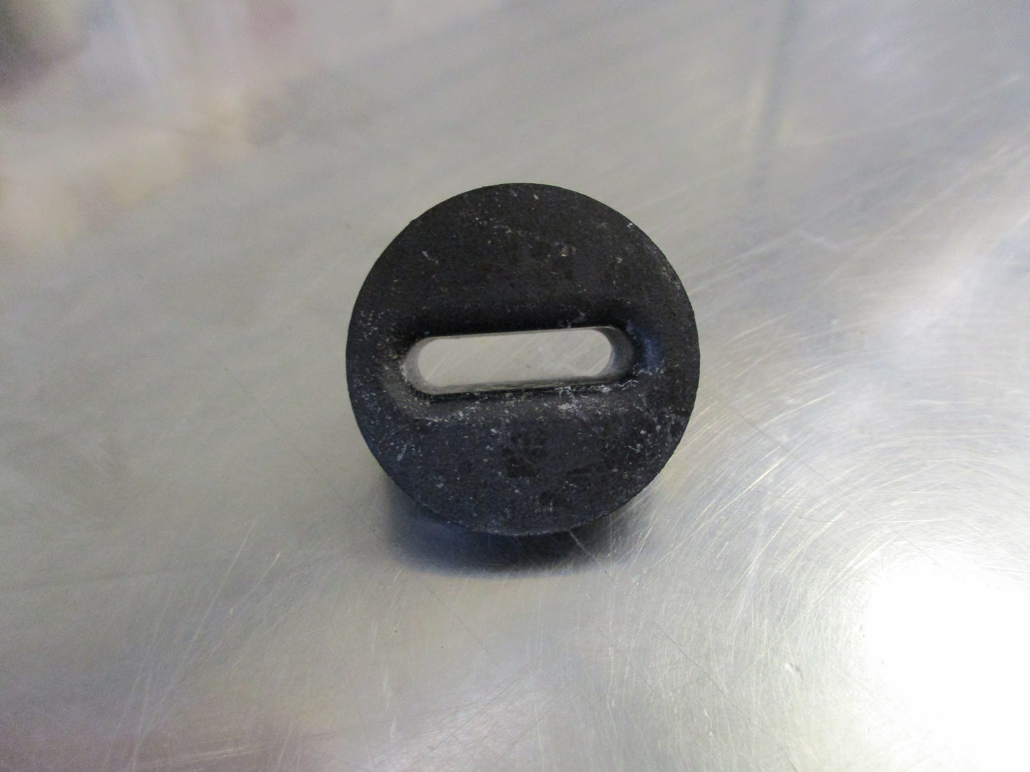 Nissan Genuine Rubber Mount For Radiator New Part