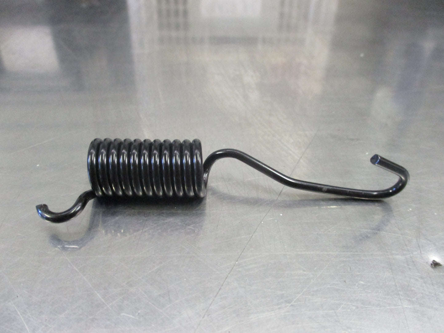 Nissan GU Patrol Genuine Rear Hand Brake Shoe Return Spring New Part