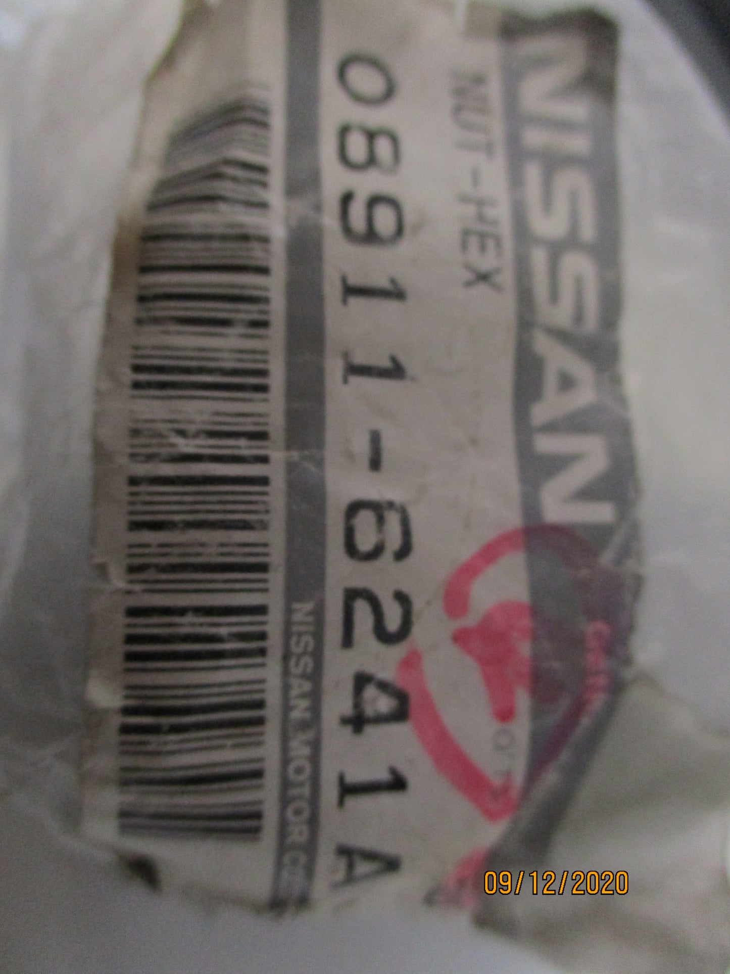 Nissan Maxima Genuine Front Axle Nut New Part