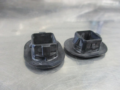 Toyota Corolla Genuine Sill Moulding Clip Pair New Part