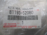 Toyota Yaris Genuine Right Hand Headlight Retainer New Part