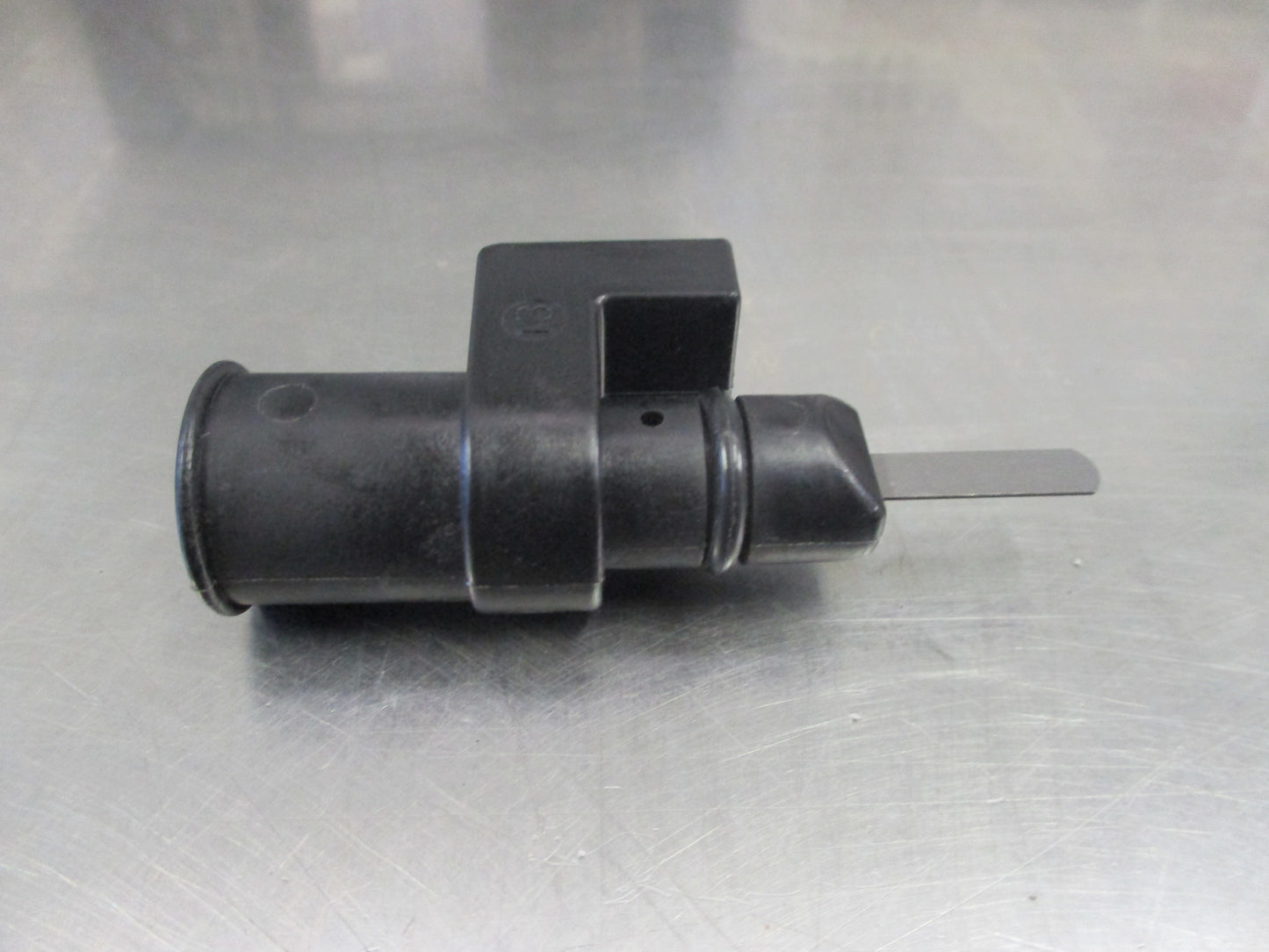 Nissan Pulsar/Almera Genuine Oil Level Sensor New Part