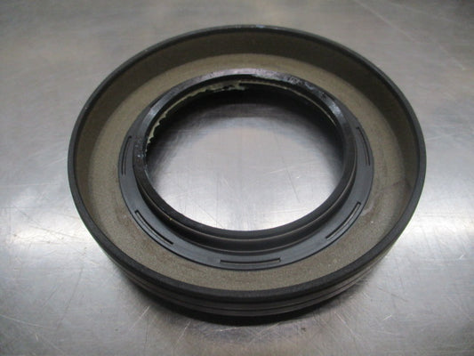 Toyota Camry-Corolla-Rav4 Genuine Left Hand Front Shaft Oil Seal New Part
