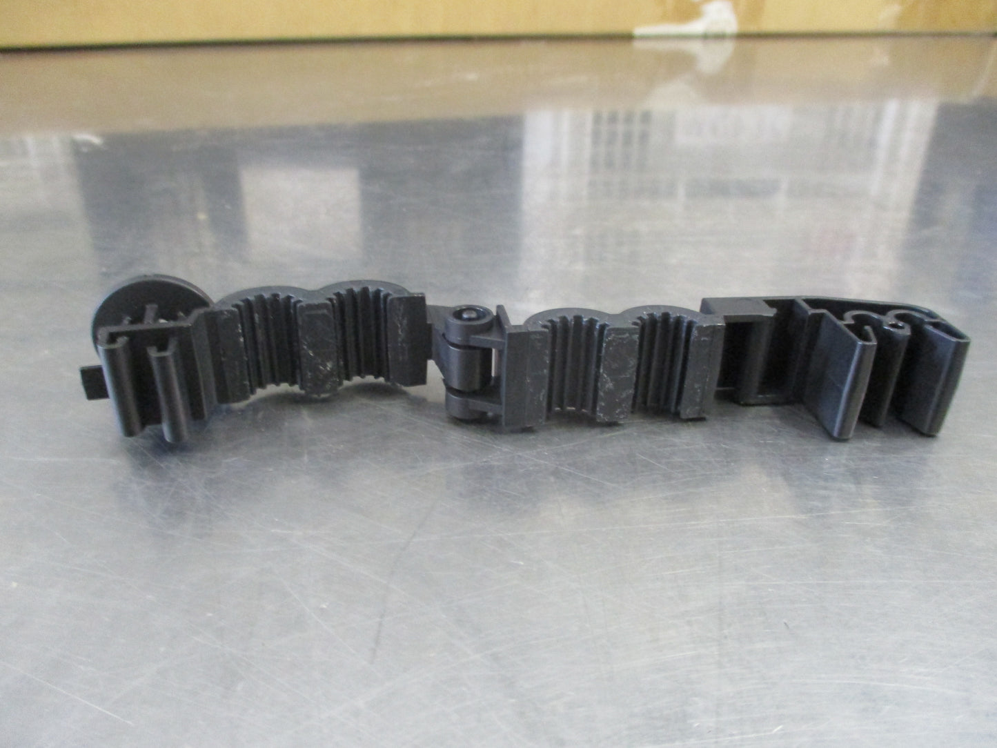 Holden Cruze Genuine Front Brake and Fuel Feed Line Clip New Part